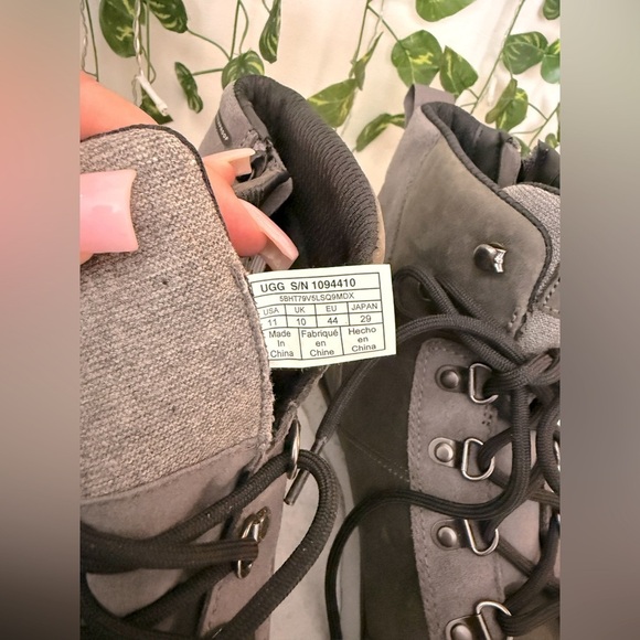 SOLD ON MERCARI !! Ugg Caulder Dark Grey Waterproof Leather/ Snow Hiker Boots - Picture 10 of 10